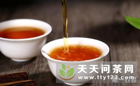 不同类型的茶叶在茶汤味道上有什么不同？茶叶知识